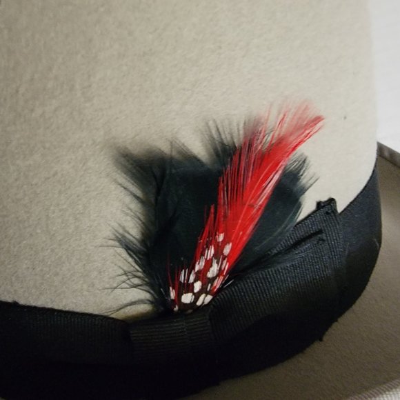 Hats in the Belfry Gray Wool Top Hat w Red Black Feather 100% Wool Large - Picture 3 of 12